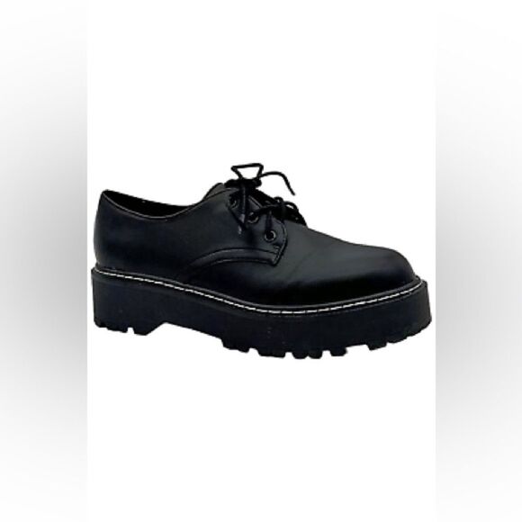 Wild Pair Women's Authentick Lug Oxfords Black - Picture 1 of 4
